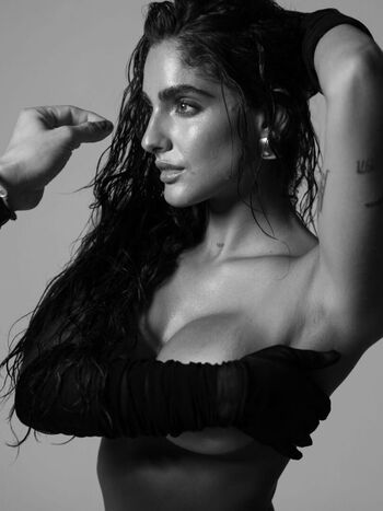 Full leaked Isabella ladera page private onlyfans photo