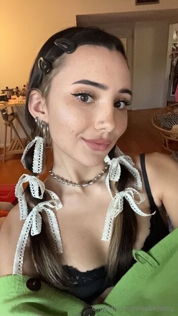 isabellaroy