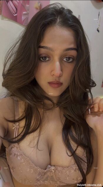 Full leaked Isha modi private photo