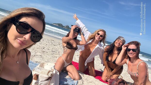 Full leaked Isis valverde private photo