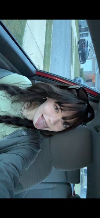 isizzly / sizzlymizzly