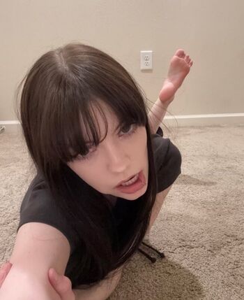 Full leaked Isizzly private photo