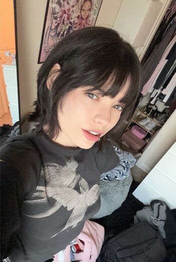 Full leaked Isizzly private photo