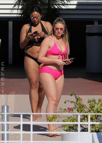 Full leaked Iskra lawrence private photo