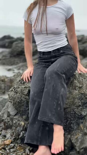Full leaked Isla adams private photo