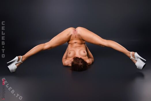 Full leaked Istripper private photo
