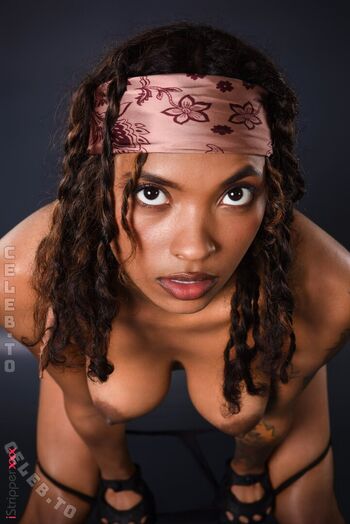 Full leaked Istripper page private photo