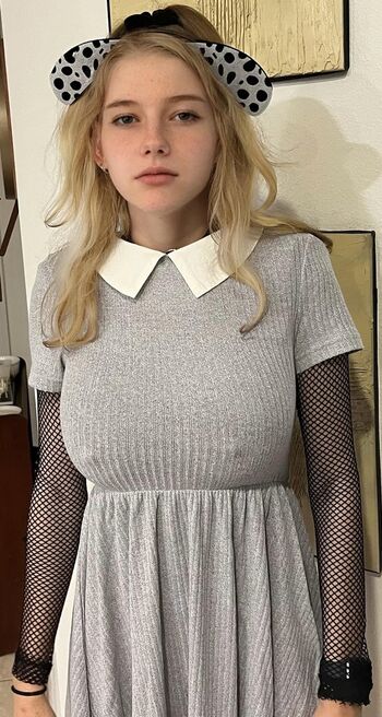 Full leaked Itsbumblebea private photo