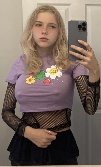 ItsBumbleBea