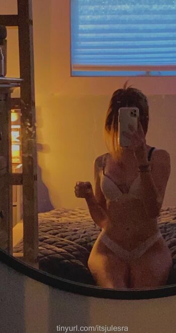 Full leaked Itsjulesra page private photo
