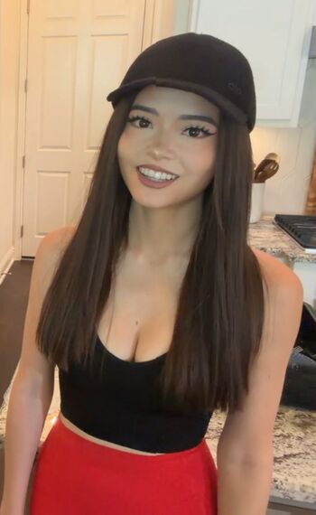 Full leaked Itskatchii private photo