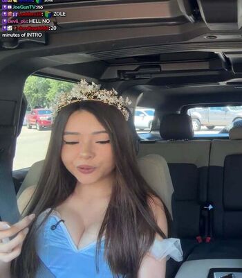 Full leaked Itskatchii private photo