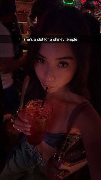 Full leaked Itslaaurr private photo