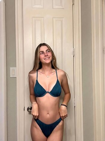 Full leaked Itslexismith  page private onlyfans photo