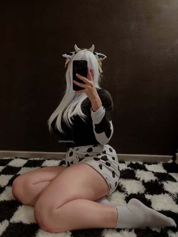 Full leaked Itsmoonica private photo