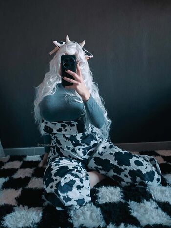 Full leaked Itsmoonica private photo