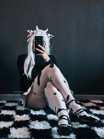 Full leaked Itsmoonica private photo
