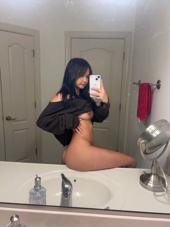 Full leaked Itsraven bunny page private photo
