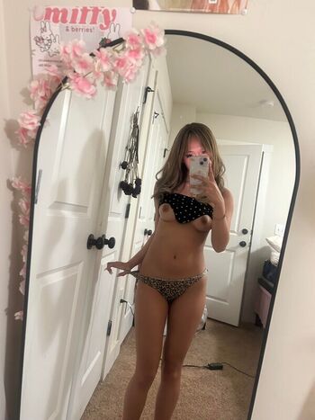 Full leaked Itsraven bunny private photo