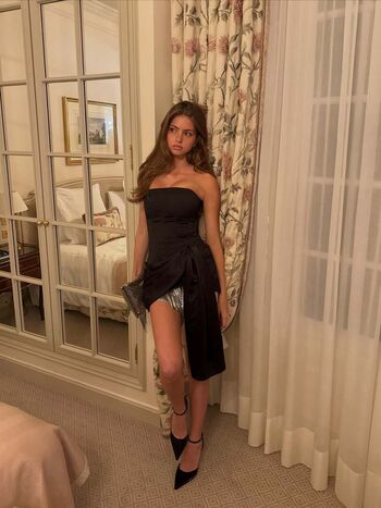 Full leaked Itssluciaf private photo