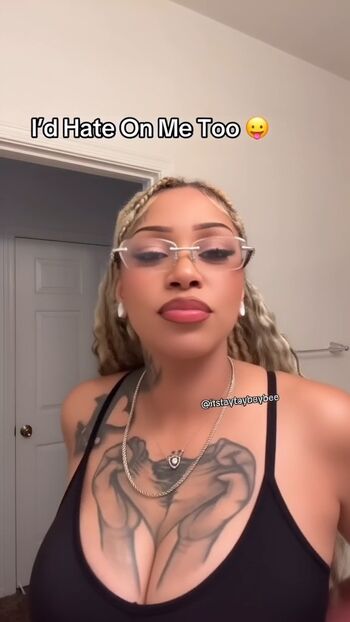 Full leaked Itstaytaybaybaee private photo