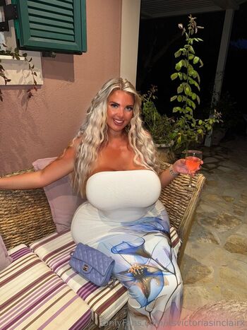 itsvictoriasinclairx