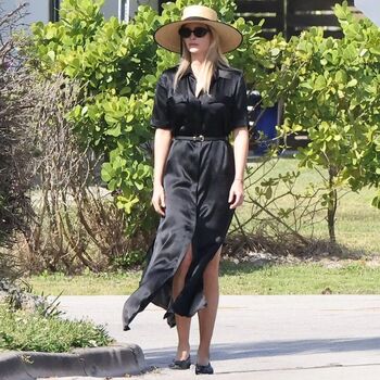 Full leaked Ivanka trump private photo