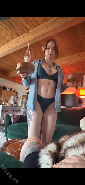 Full leaked Ivory fox private photo