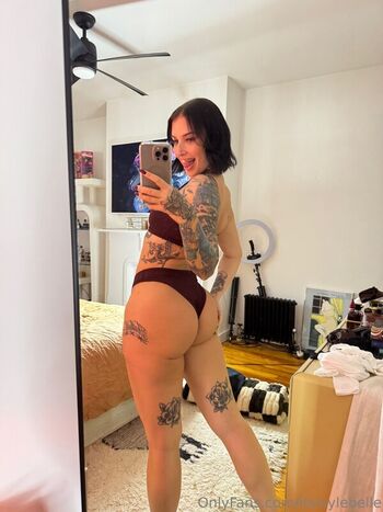 Full leaked Ivy lebelle page private photo