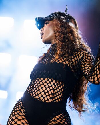 Full leaked Iza cantora page private onlyfans photo