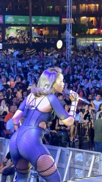 Full leaked Iza cantora private photo