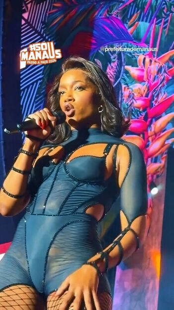 Full leaked Iza cantora private photo
