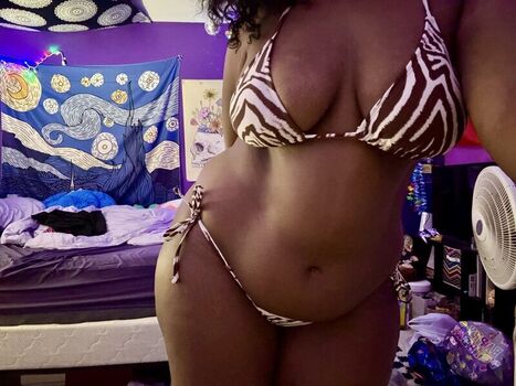Izzbizz1215