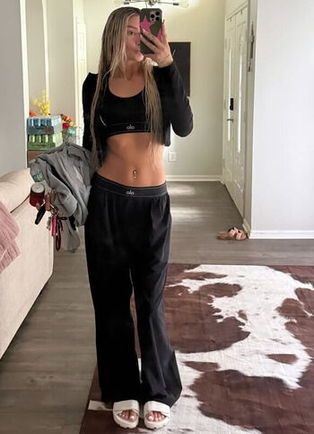 Full leaked Izzi dame private photo