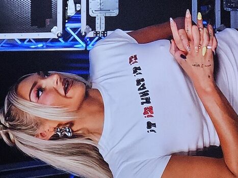 Izzi Dame
