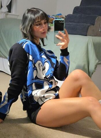 Full leaked Izziibel private photo