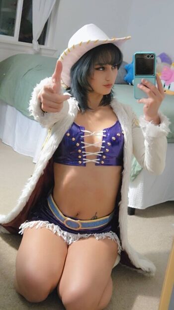 Full leaked Izziibel private photo