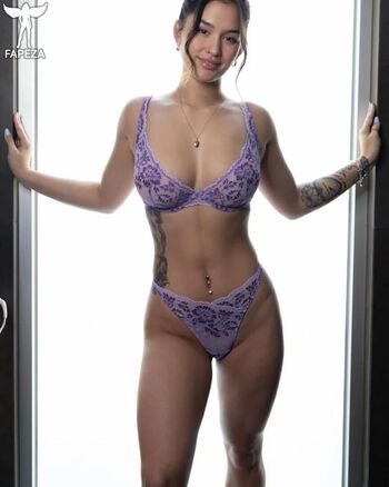 Full leaked Izzy flannery private photo