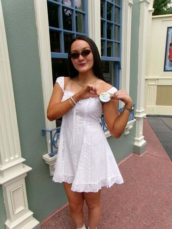 Full leaked Izzy moreno page private photo