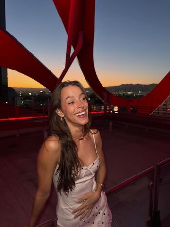 Full leaked Izzybizzyspider private photo