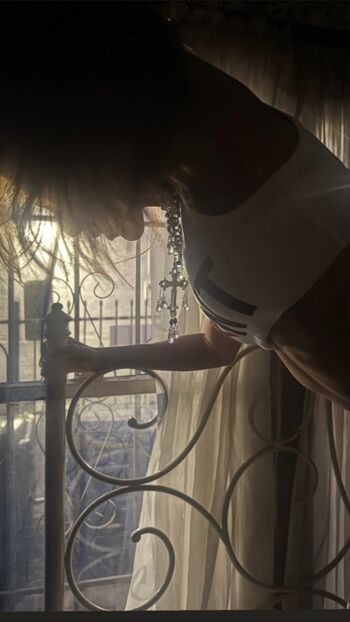Full leaked Izzybizzyspider private photo