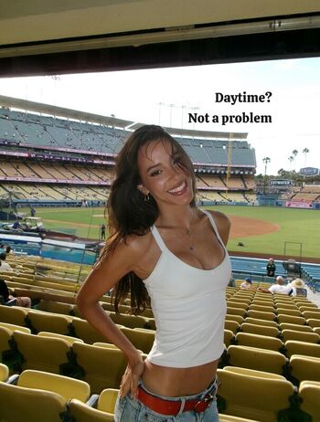 Full leaked Izzybizzyspider private photo
