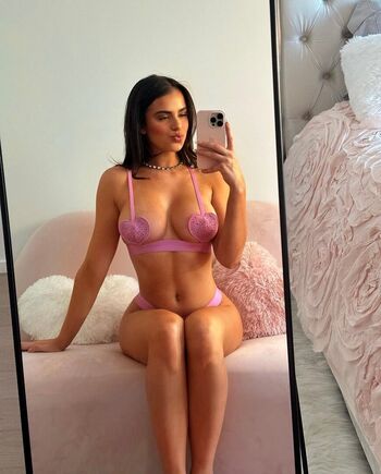 Full leaked Izzymetz private photo