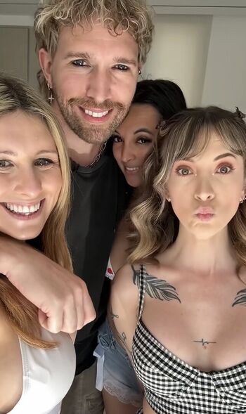 Full leaked Jd vw private photo