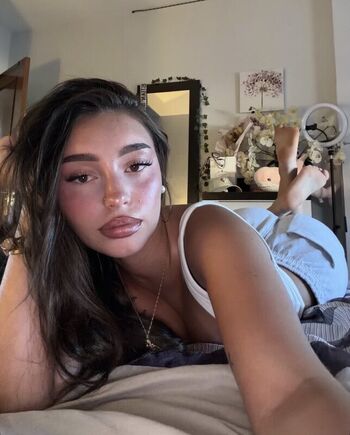 Full leaked Jacqueline private photo