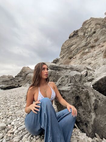 Full leaked Jacqueline private photo