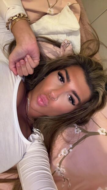 Full leaked Jade barraclough private photo