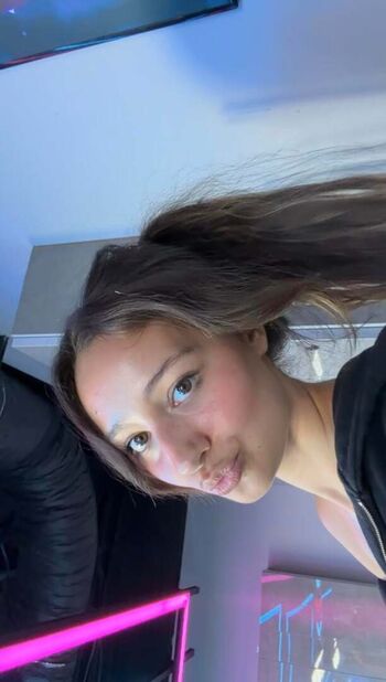 Full leaked Jadewrodesss private photo