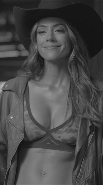 Full leaked Jana kramer private photo