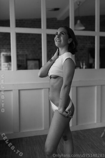 Full leaked Jana maier private photo